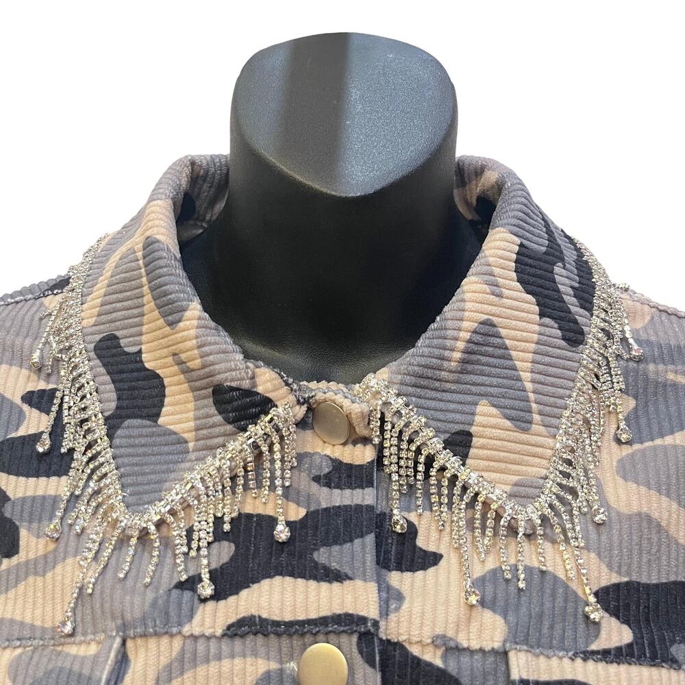 Savanna Jane  Camo Corduroy Shacket Jeweled Collar S NWT - Picture 2 of 5